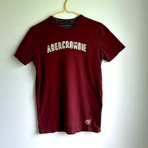 Abercrombie & Fitch Maroon Short Sleeve Tee